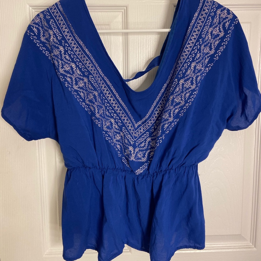 francescas blue crop shirt